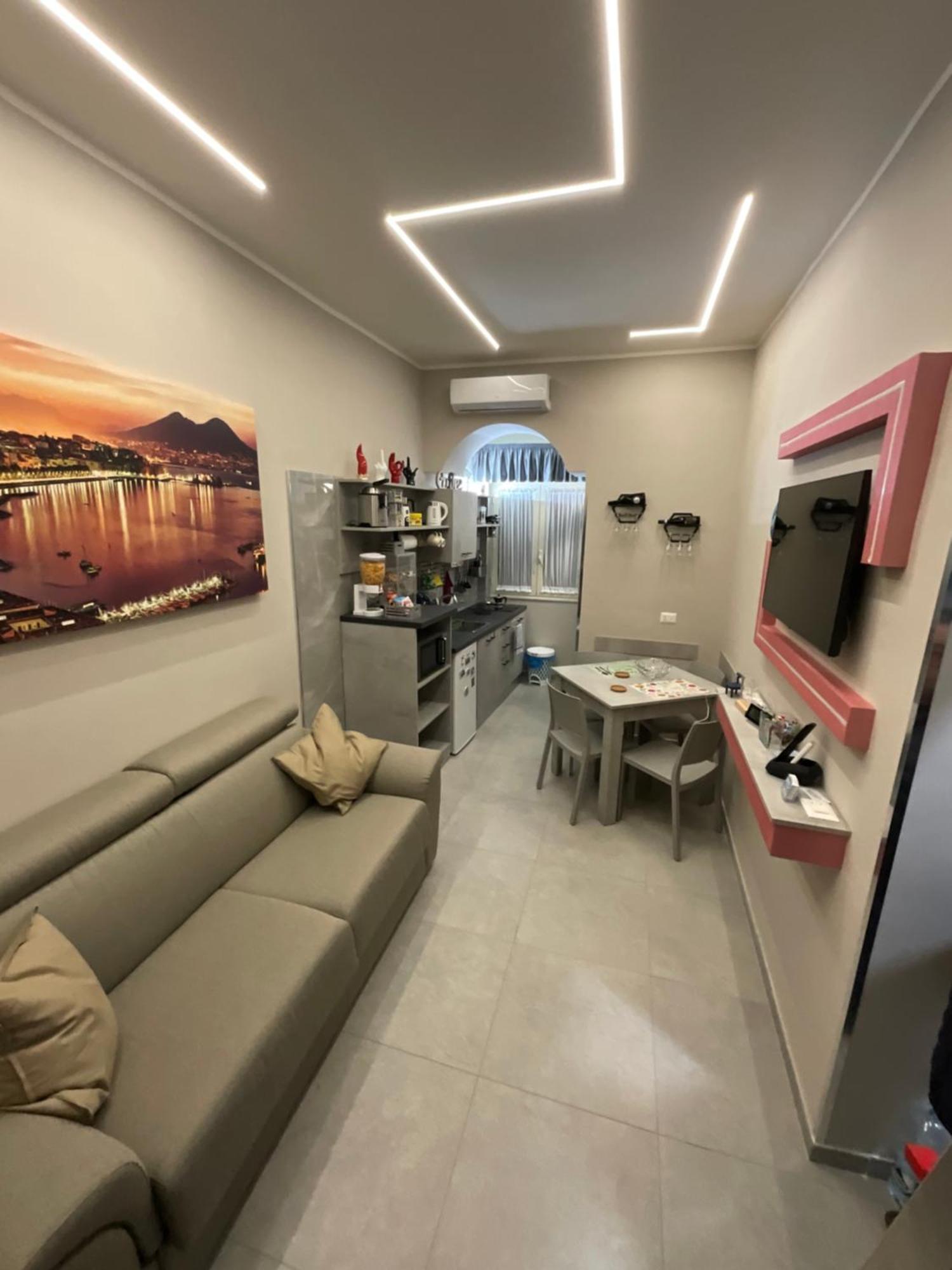 B&B Piccololucio2 Nápoly Kültér fotó